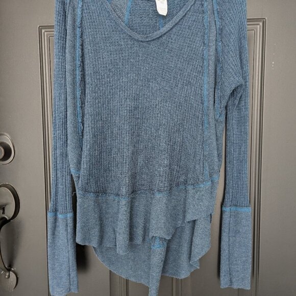 Free People Catalina blue thermal oversized long sleeved top size Small - Picture 5 of 9